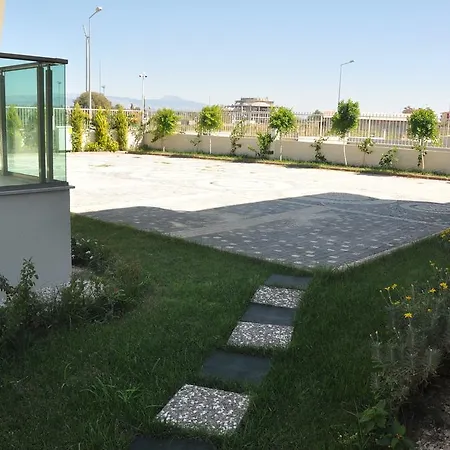 Side Kartal Homes Willa